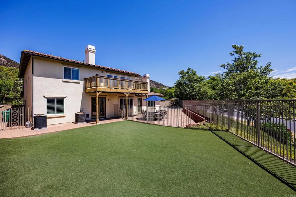 27002 Red Maple Murrieta, CA 92562