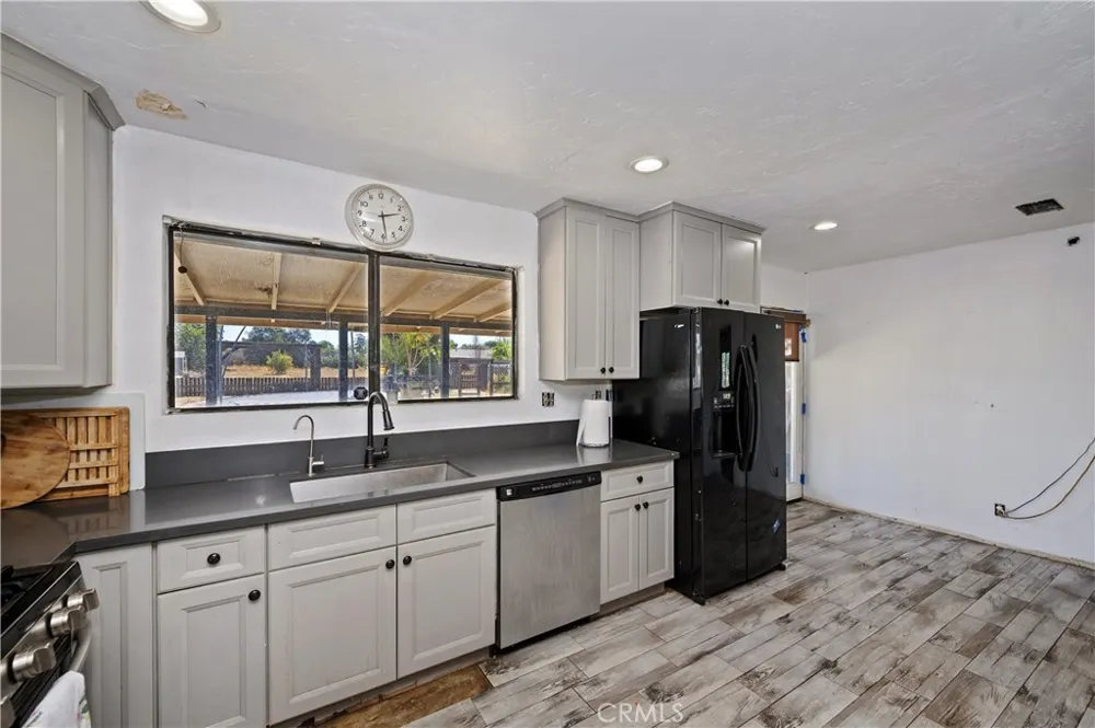 1320 Beaumont Avenue Beaumont, CA 92223