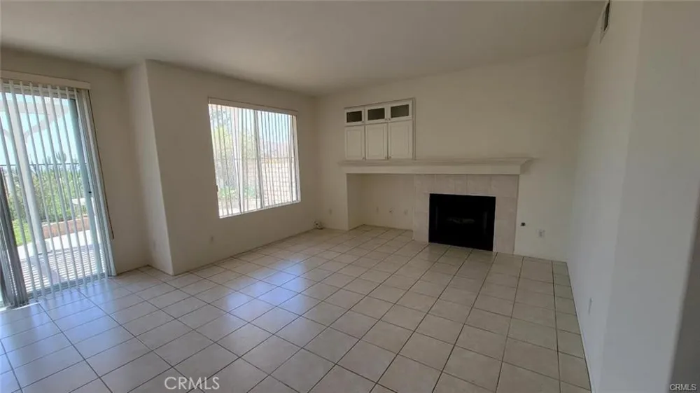 5735 Tonopah Court Simi Valley, CA 93063