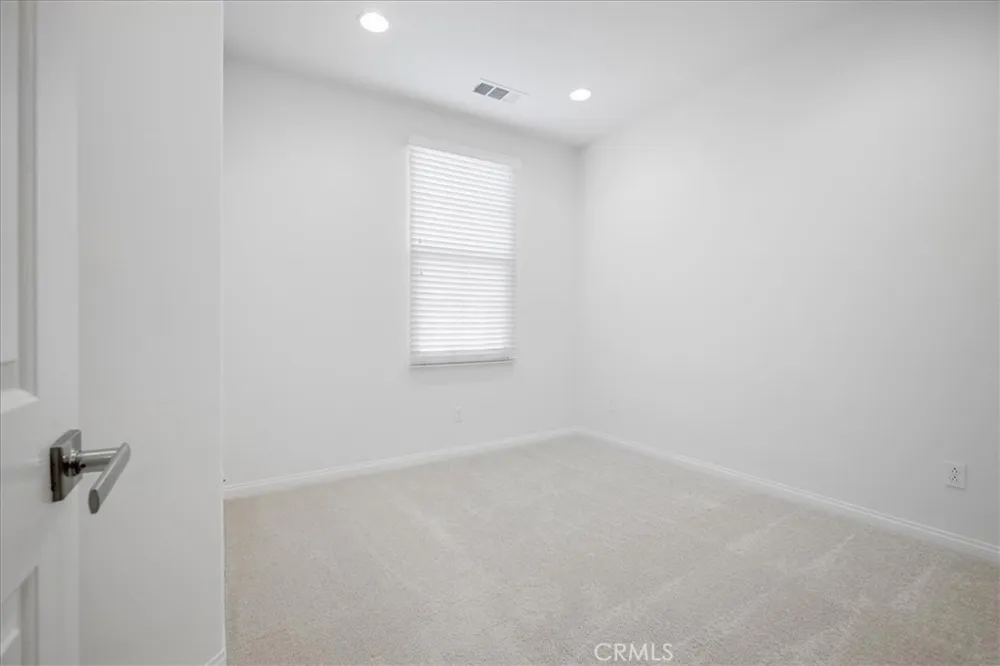 148 Capricorn Irvine, CA 92618