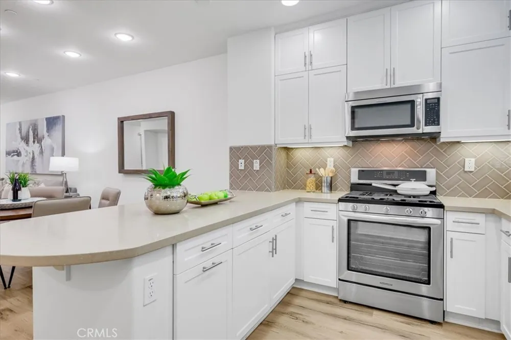 148 Capricorn Irvine, CA 92618