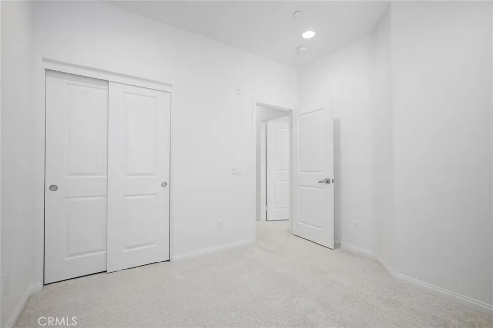 148 Capricorn Irvine, CA 92618