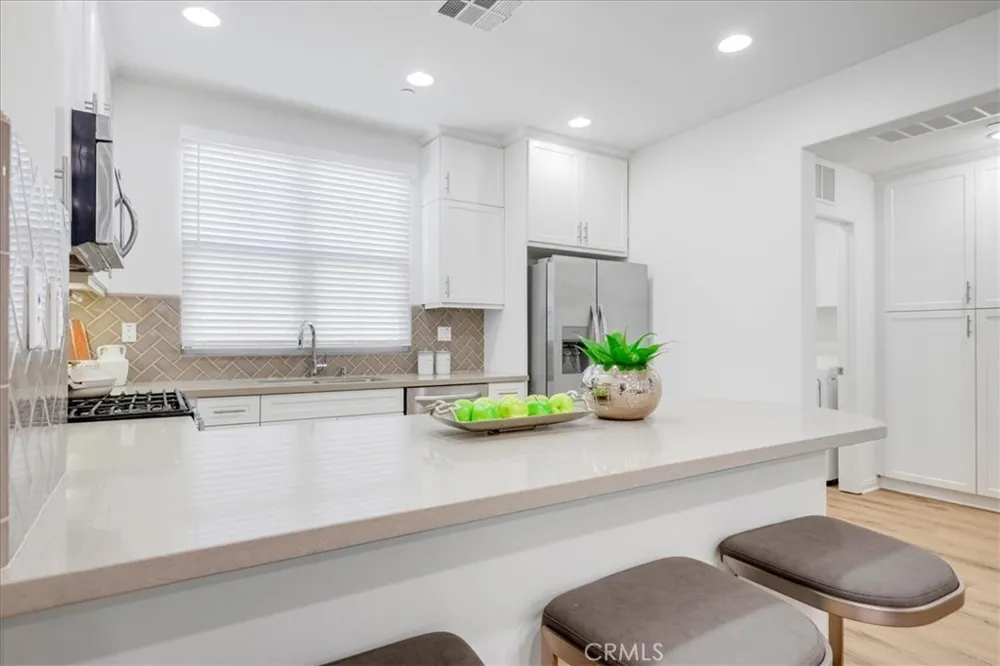 148 Capricorn Irvine, CA 92618