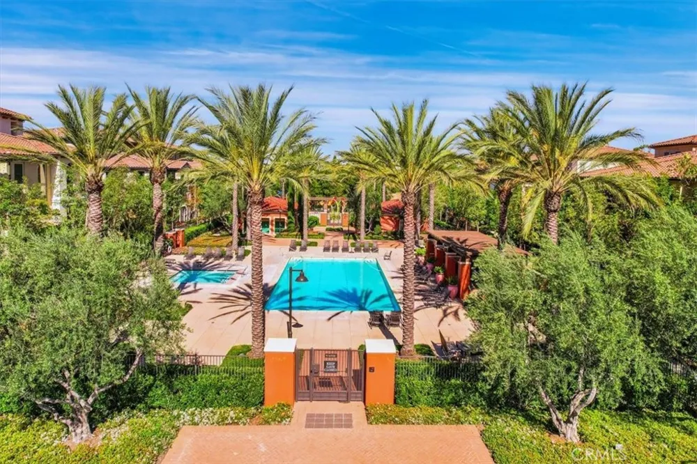 148 Capricorn Irvine, CA 92618
