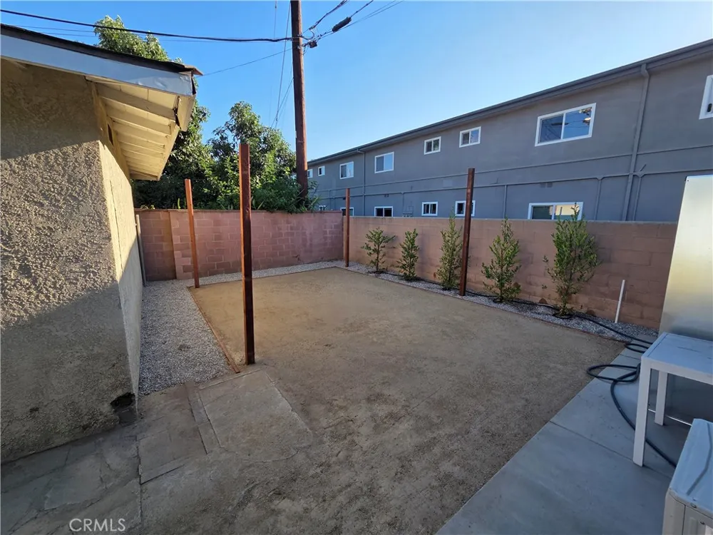 121 North Baymar #B West Covina, CA 91791
