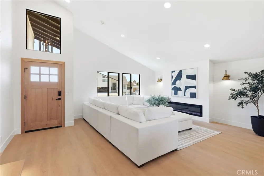 5131 Rotherham Westminster, CA 92683