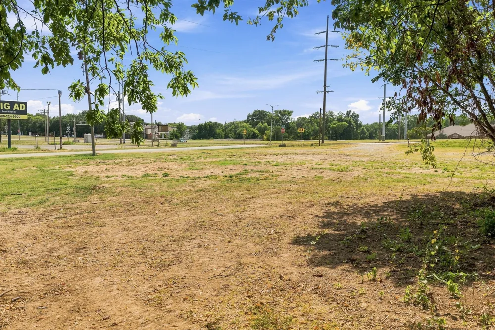 528 S Commerce Street Ardmore, OK 73401