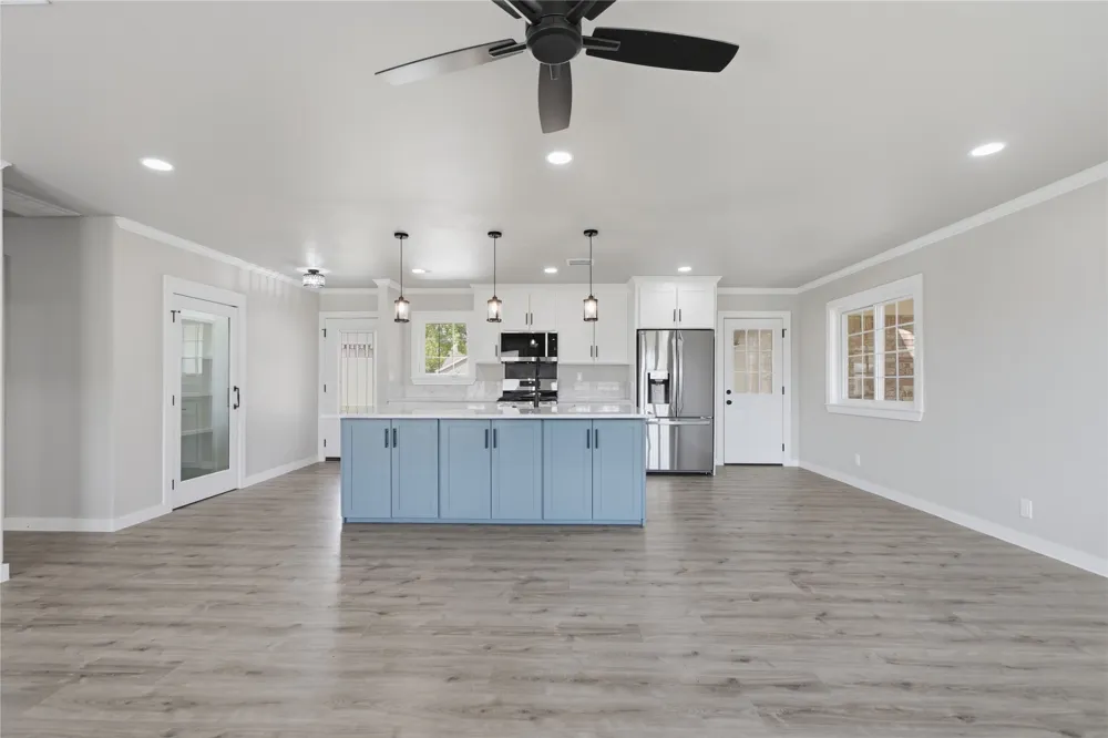 9412 E 40th Place Tulsa, OK 74145