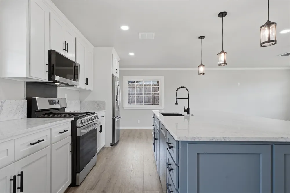 9412 E 40th Place Tulsa, OK 74145