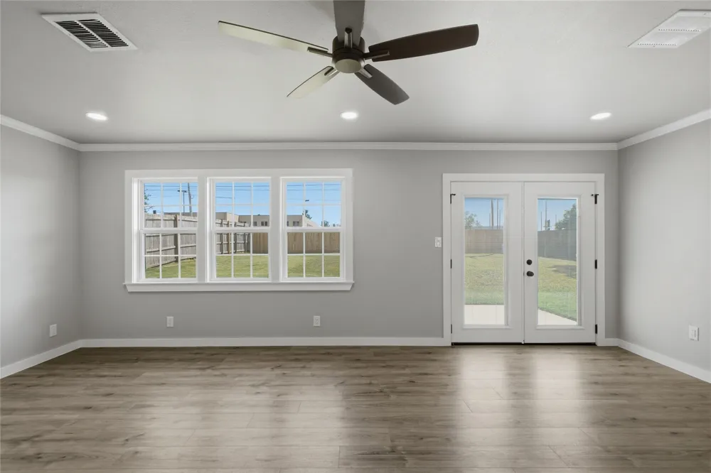 9412 E 40th Place Tulsa, OK 74145