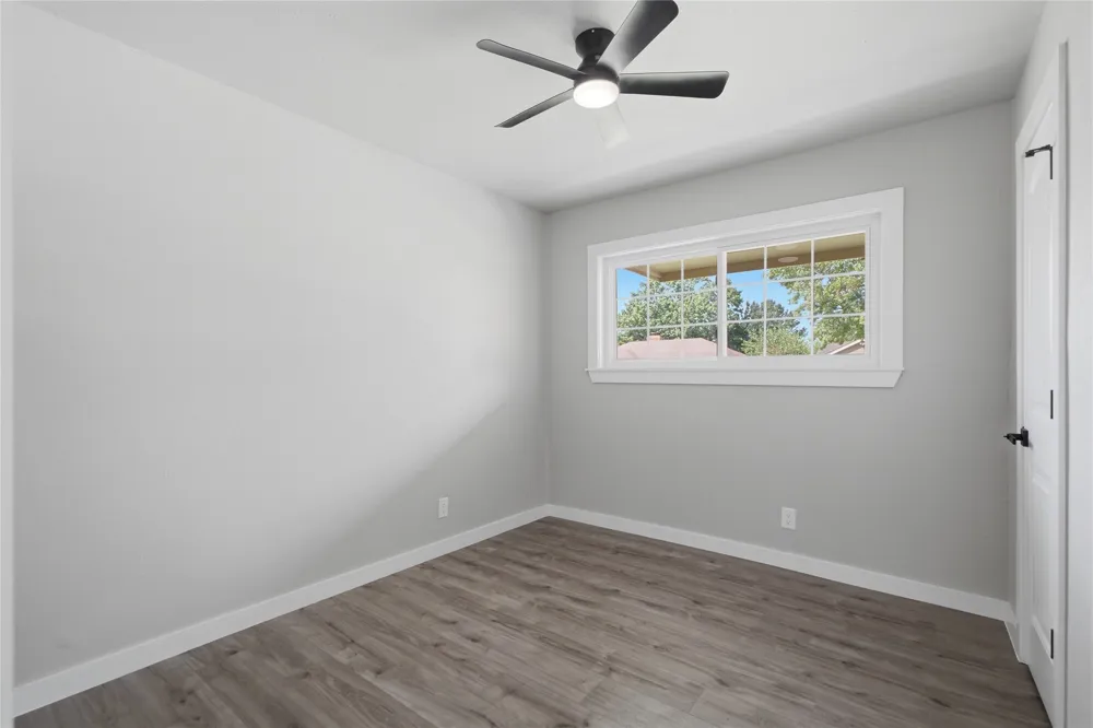 9412 E 40th Place Tulsa, OK 74145