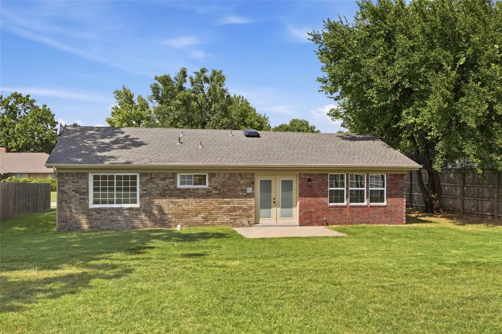 9412 E 40th Place Tulsa, OK 74145