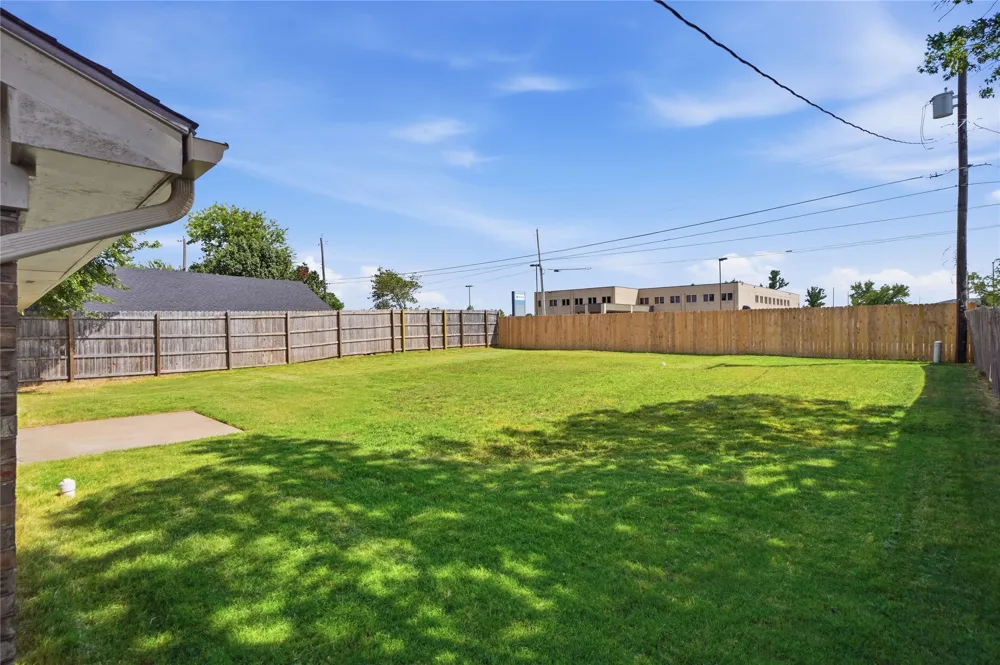 9412 E 40th Place Tulsa, OK 74145