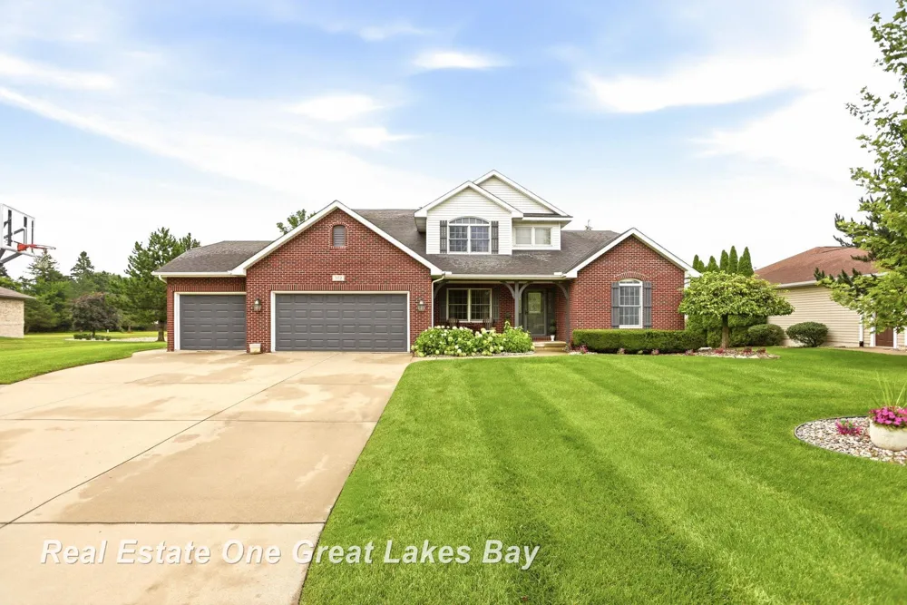 7172 Spring Lake Trail Saginaw Charter Township, MI 48603