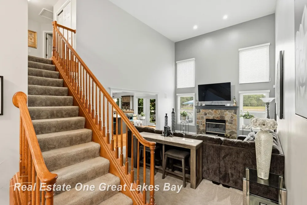 7172 Spring Lake Trail Saginaw Charter Township, MI 48603