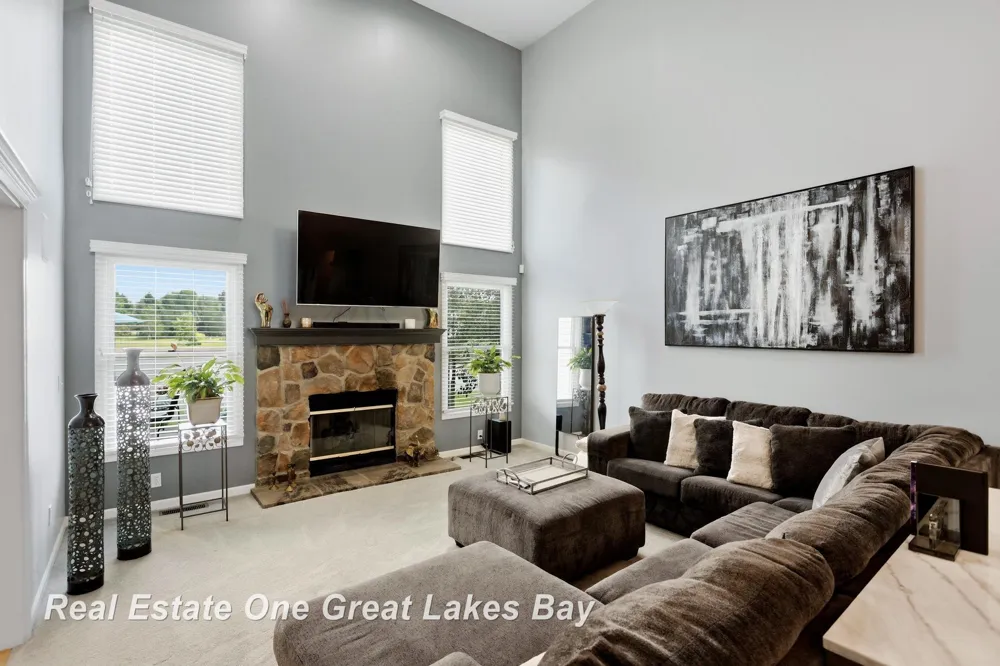7172 Spring Lake Trail Saginaw Charter Township, MI 48603