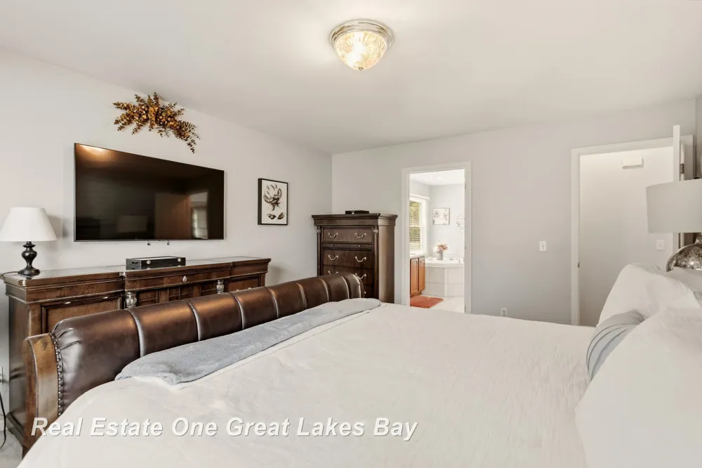 7172 Spring Lake Trail Saginaw Charter Township, MI 48603