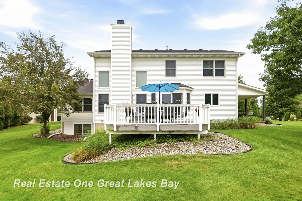 7172 Spring Lake Trail Saginaw Charter Township, MI 48603