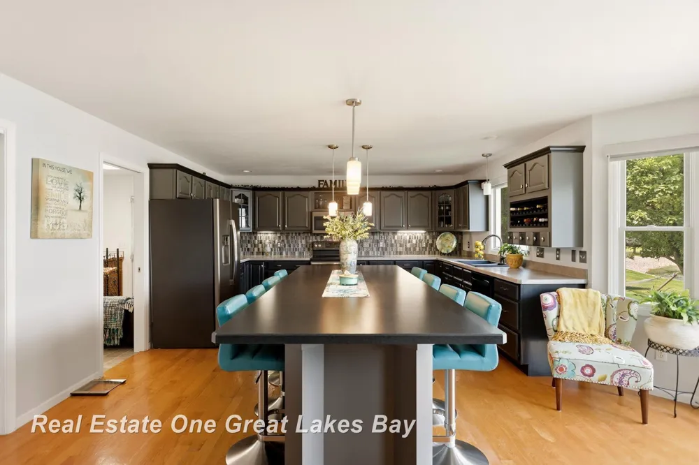 7172 Spring Lake Trail Saginaw Charter Township, MI 48603