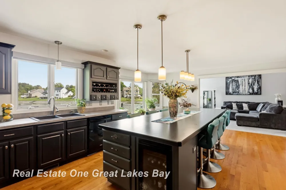 7172 Spring Lake Trail Saginaw Charter Township, MI 48603
