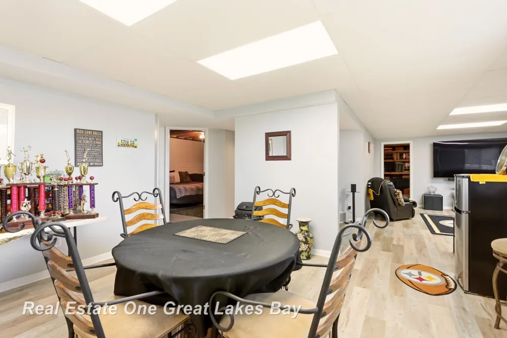 7172 Spring Lake Trail Saginaw Charter Township, MI 48603