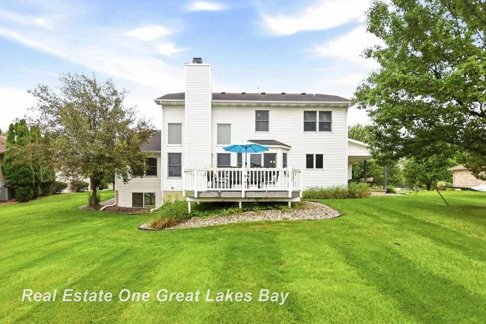 7172 Spring Lake Trail Saginaw Charter Township, MI 48603