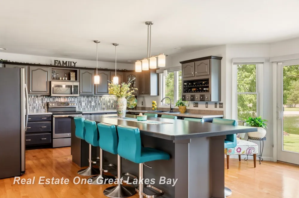 7172 Spring Lake Trail Saginaw Charter Township, MI 48603
