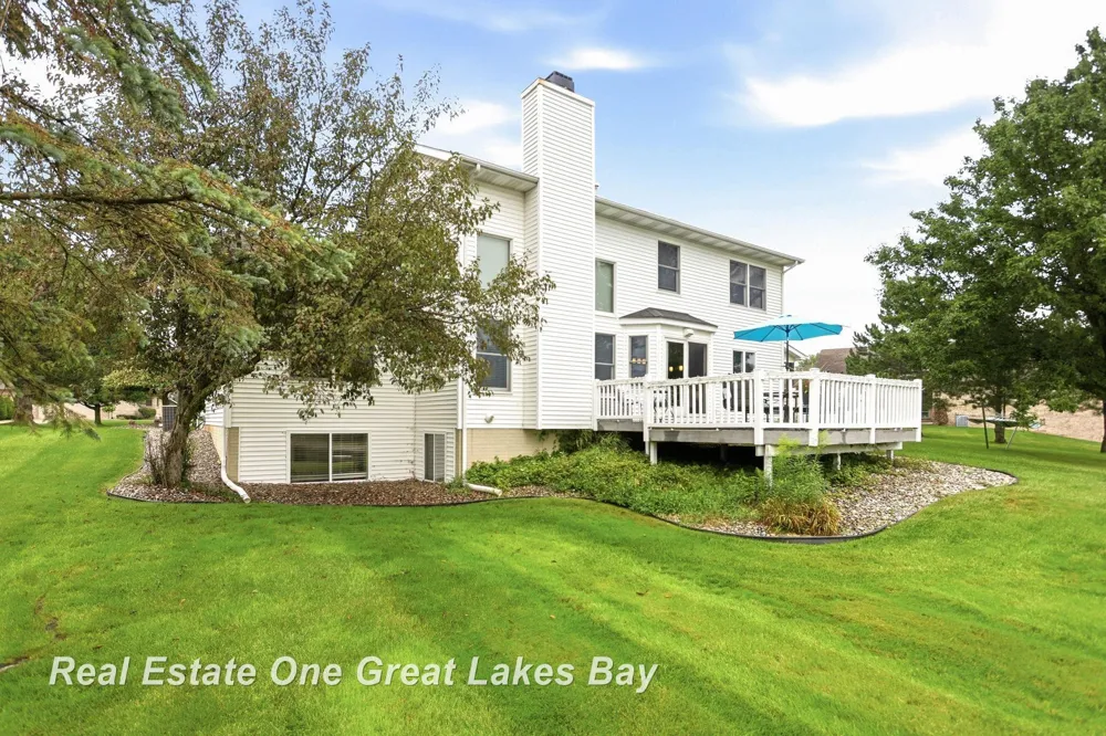 7172 Spring Lake Trail Saginaw Charter Township, MI 48603