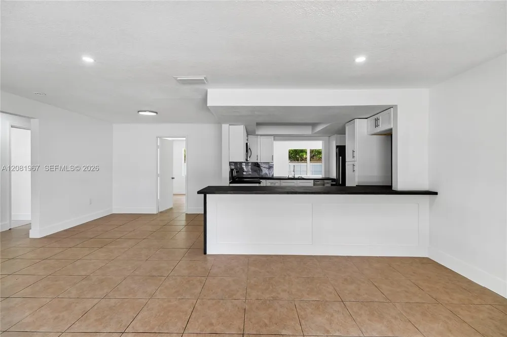 7490 NW 23rd St #0 Sunrise, FL 33313