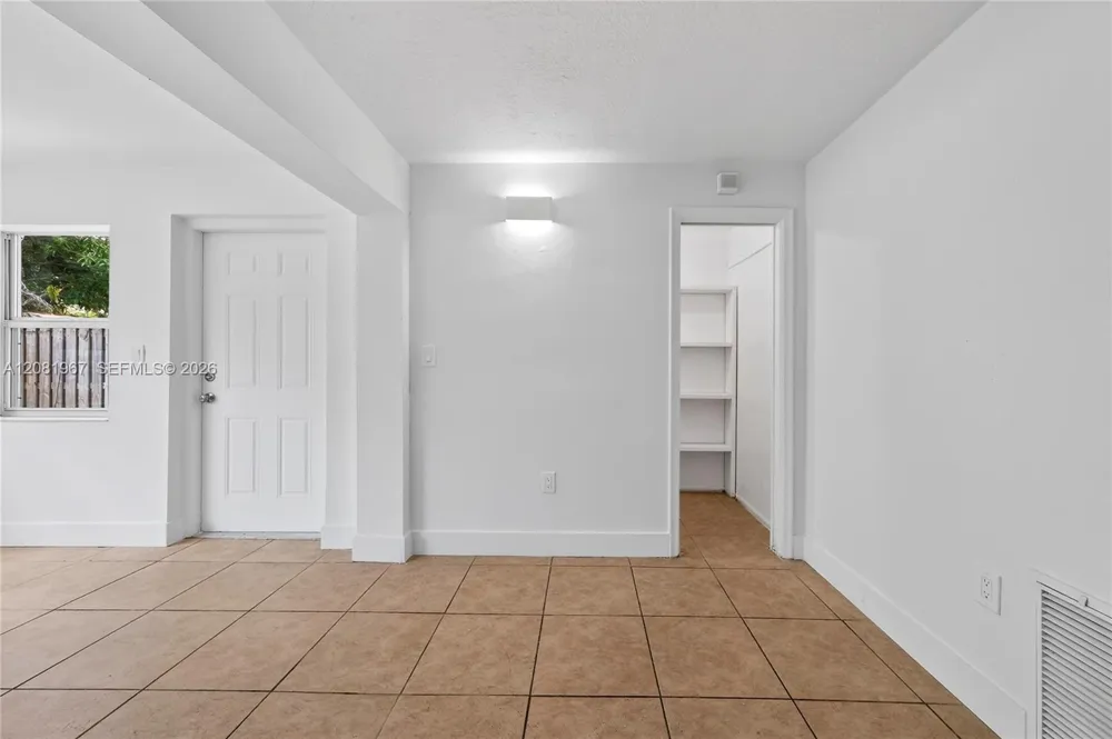 7490 NW 23rd St #0 Sunrise, FL 33313