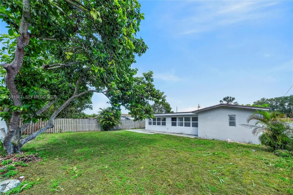 7490 NW 23rd St #0 Sunrise, FL 33313