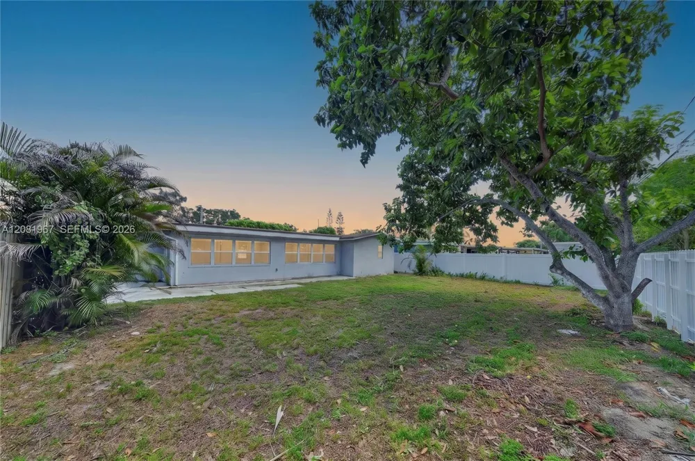 7490 NW 23rd St #0 Sunrise, FL 33313