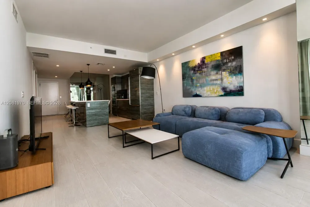460 NE 28th St #2806 Miami, FL 33137