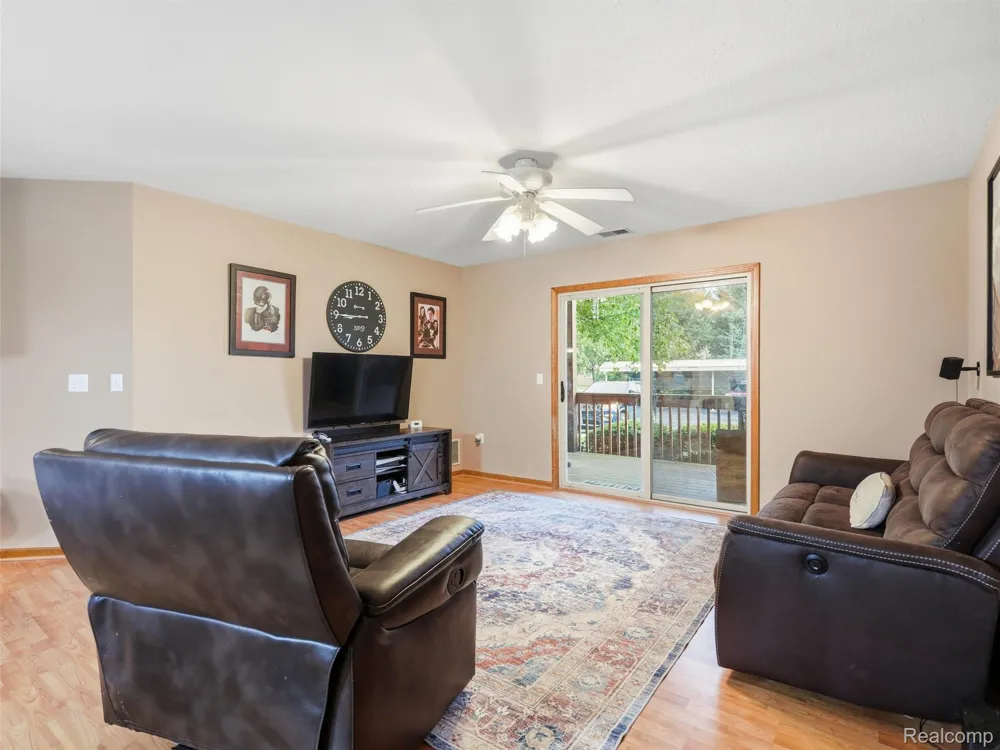 45849 Wildrye Court #4 Van Buren Charter Township, MI 48111