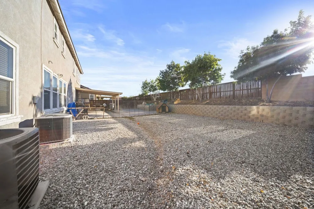 8578 Glendora Hesperia, CA 92344