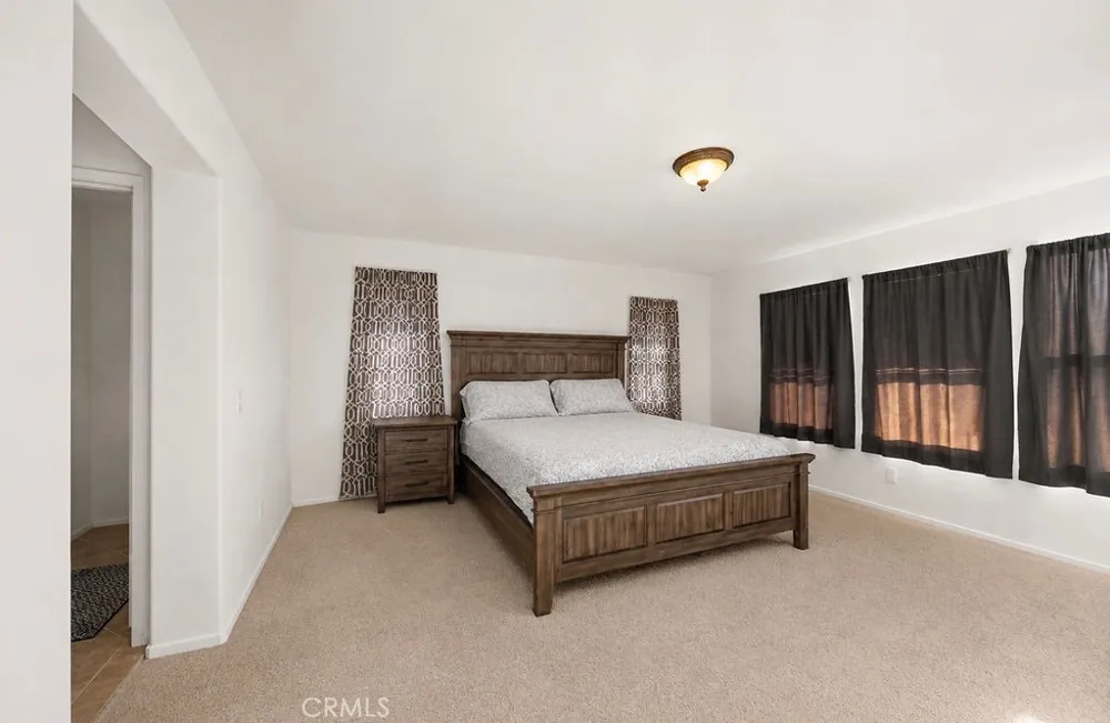 8578 Glendora Hesperia, CA 92344