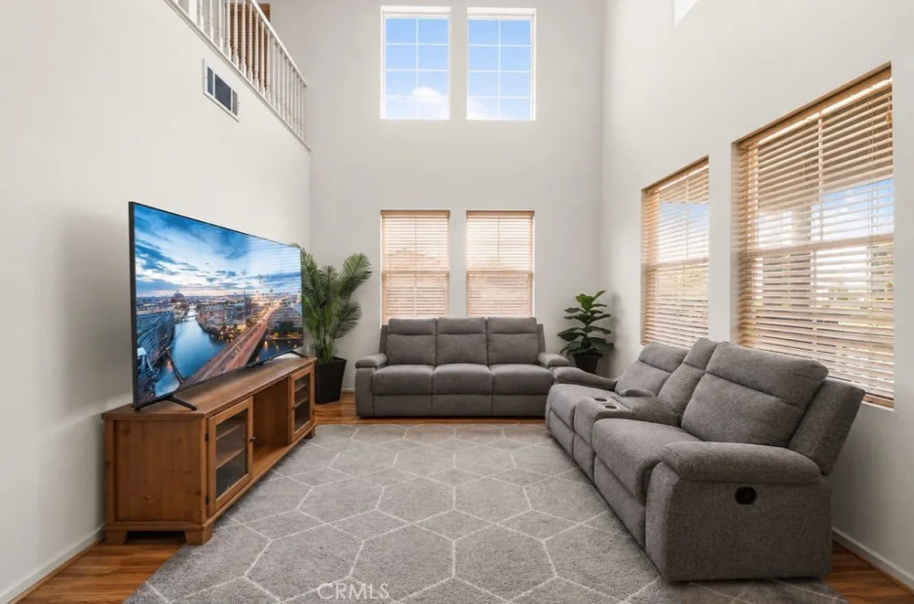 8578 Glendora Hesperia, CA 92344