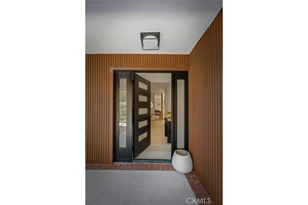 5714 Alder Ridge Drive La Canada Flintridge, CA 91011