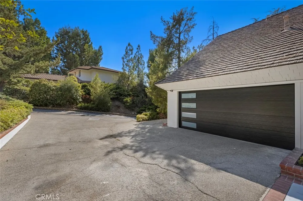 5714 Alder Ridge Drive La Canada Flintridge, CA 91011