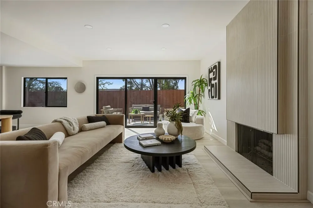 5714 Alder Ridge Drive La Canada Flintridge, CA 91011