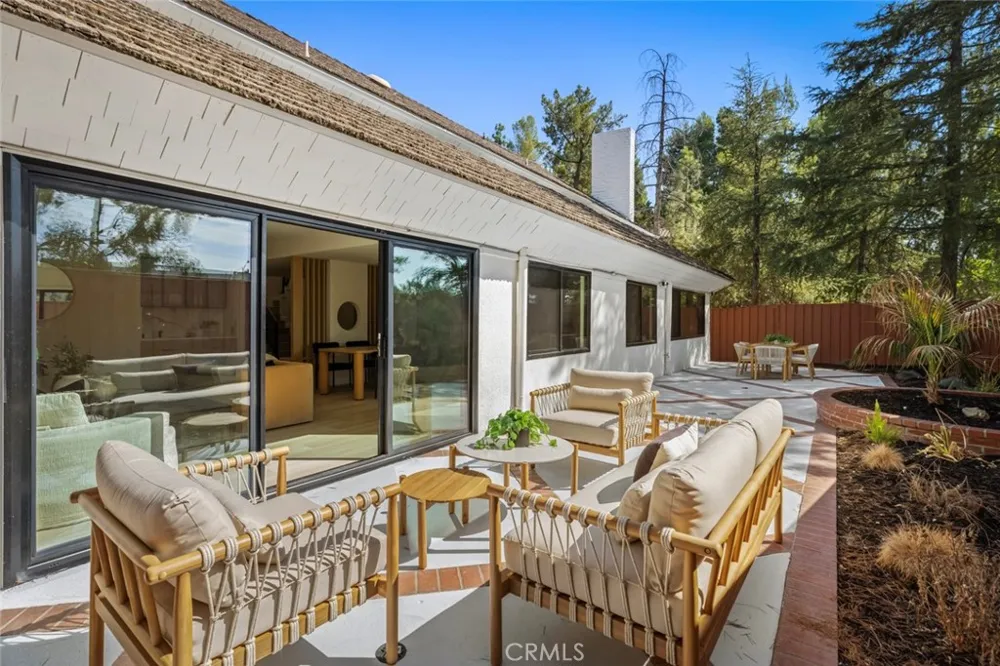 5714 Alder Ridge Drive La Canada Flintridge, CA 91011