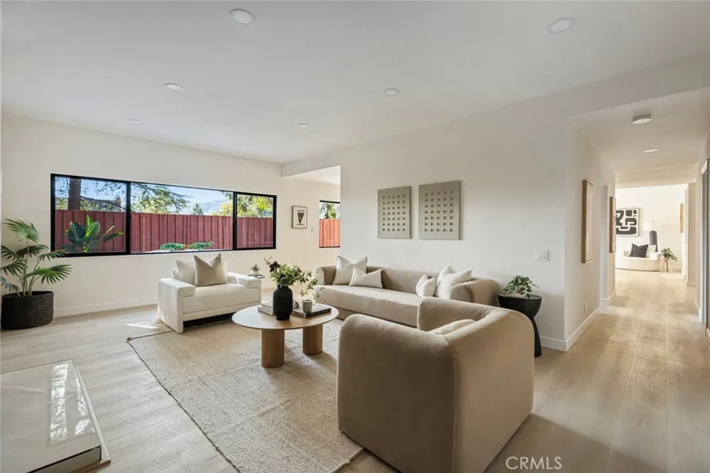 5714 Alder Ridge Drive La Canada Flintridge, CA 91011