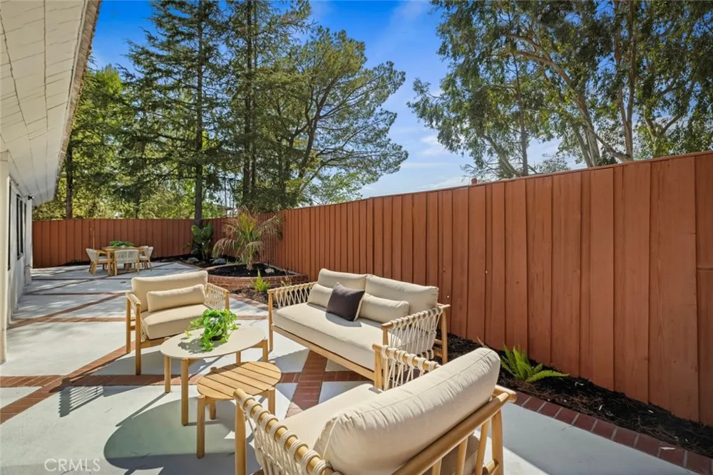 5714 Alder Ridge Drive La Canada Flintridge, CA 91011