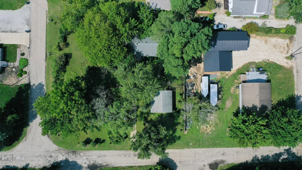 427 S Mayhew Street New Buffalo, MI 49117