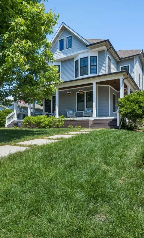 916 Montrose Ave #A