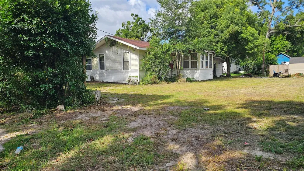 6802 NAVIN AVENUE Tampa, FL 33604