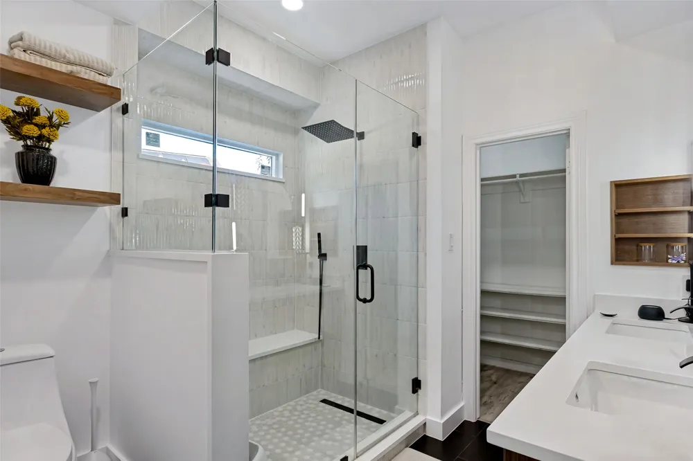 16301 Essex Cove Pflugerville, TX 78660