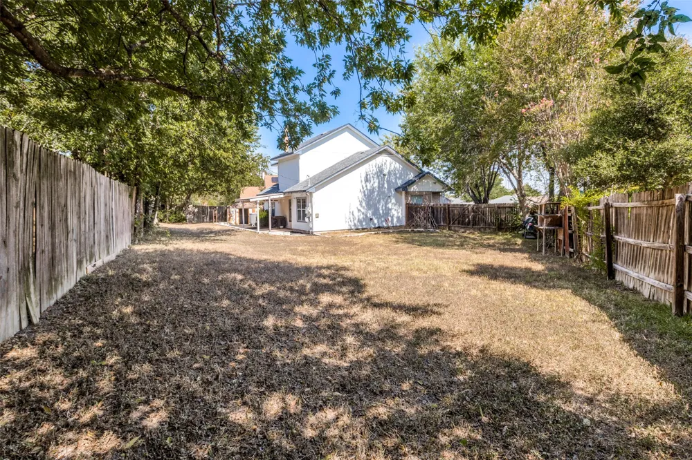 16301 Essex Cove Pflugerville, TX 78660