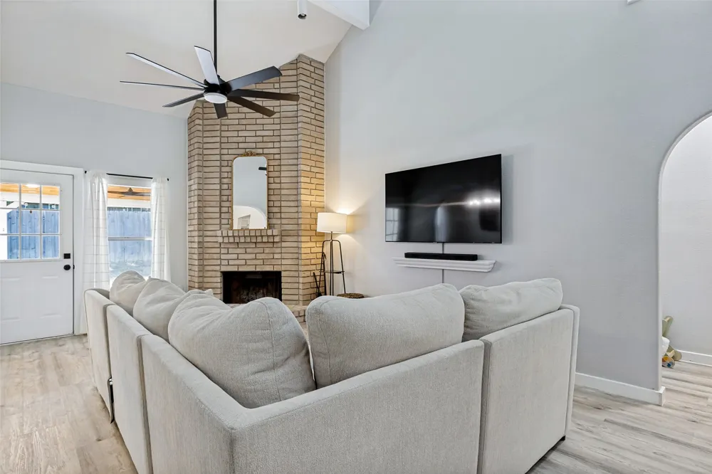 16301 Essex Cove Pflugerville, TX 78660