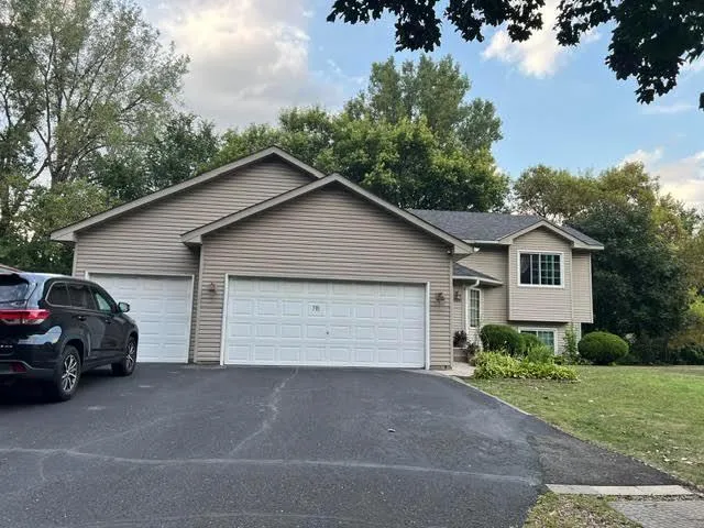 715 California Avenue E Saint Paul, MN 55106